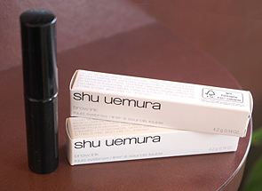 shu uemura アイブローインクの商品写真