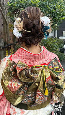 富士市美容院ショコラの2026年の成人式のお客様3